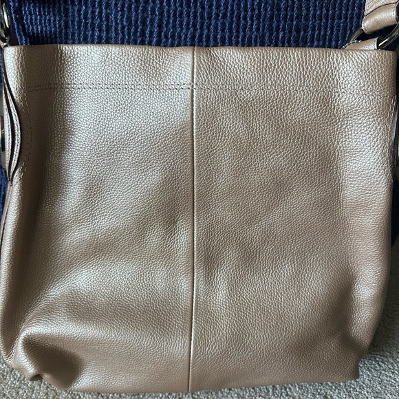 COACH METALLIC BEIGE PEBBLE LEATHER SHOULDER BAG, “PENELOPE”, 2011, HARDLY USED - Picture 3 of 10